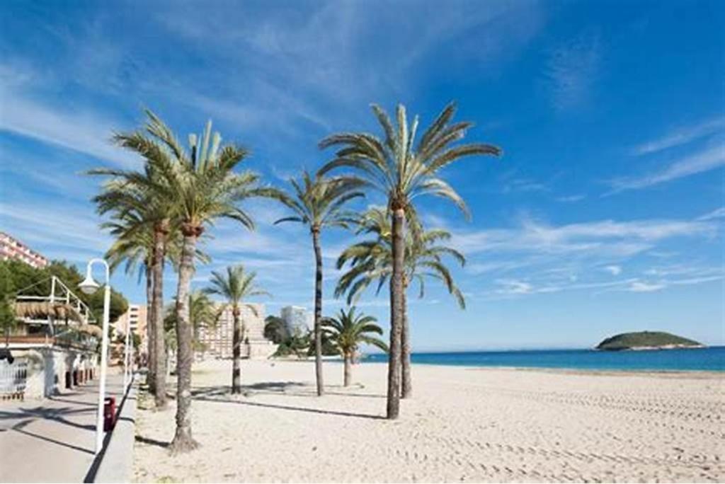 Sand1-Apartamento En La Playa, Centrico, Parking Y Clima Apartment โรเซส ภายนอก รูปภาพ